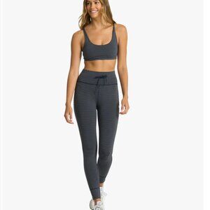 Vuori Stripe Set Daily Legging and Yosemite Bra XS